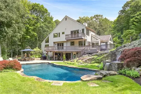 34 Glenwood Ln, Katonah, NY 10536