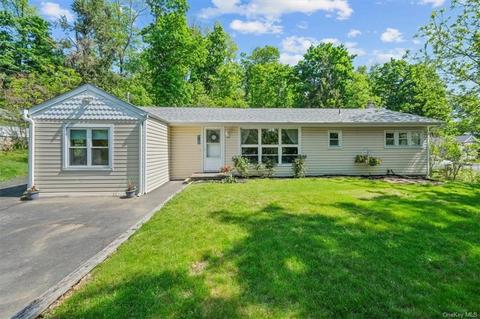 24 Terry Hill Rd, Kent, NY 10512