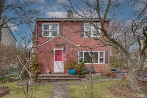 1120 Jensen Ave, Rye, NY 10543