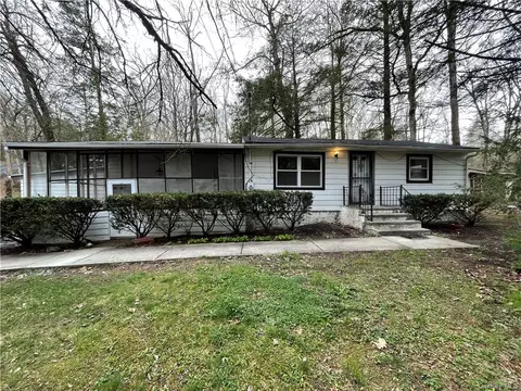1 Lake Dr, Mamakating, NY 12790