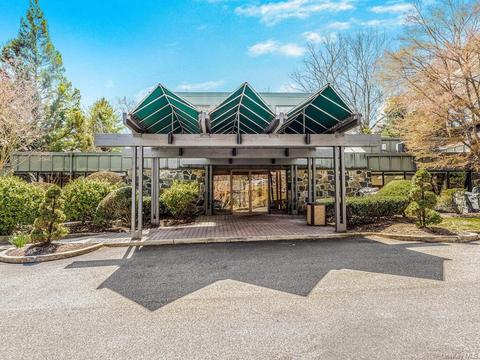 1 Fountain Ln #1M, Greenburgh, NY 10583