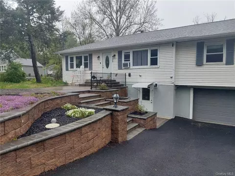 405 Mount Airy Rd, New Windsor, NY 12553