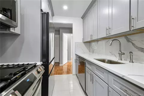 415 Gramatan Ave #1G, Mount Vernon, NY 10552
