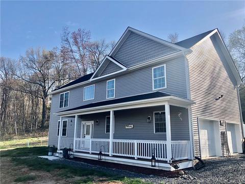 110 N Drury Ln, Newburgh, NY 12550