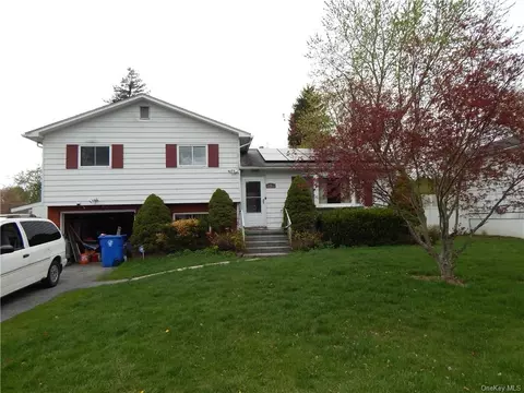 5 Allerton Ave, Middletown, NY 10940
