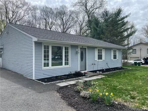 92 Riley Rd, New Windsor, NY 12553