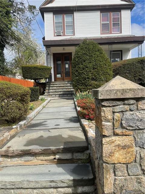 129 Cottage Ave, Mount Vernon, NY 10550