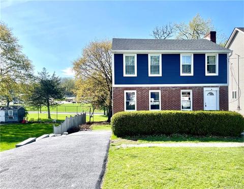 72 Commonwealth Ave, Middletown, NY 10940