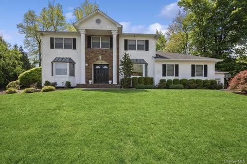 16 Carlton Ct, Clarkstown, NY 10956