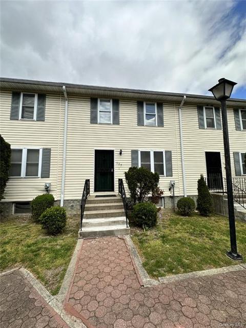462 S 4th Ave #107, Mount Vernon, NY 10550