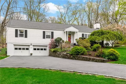55 Wildwood Rd, New Castle, NY 10514