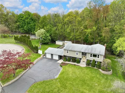 39 Montclair Ave, Ramapo, NY 10952