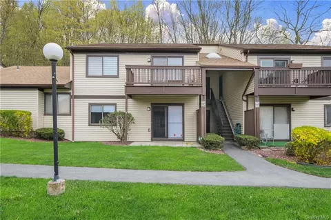 65 Independence Ct #E, Yorktown, NY 10598