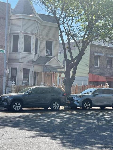 872 E 156th St, Bronx, NY 10455
