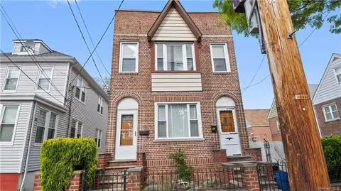 910 Revere Ave, Bronx, NY 10465