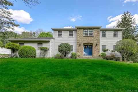 22 S Lorna Ln, Ramapo, NY 10952