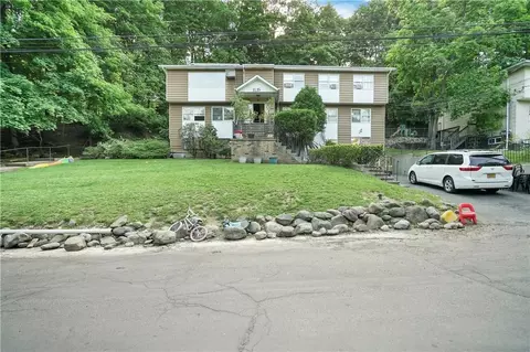 11 Emes Ln, Ramapo, NY 10952