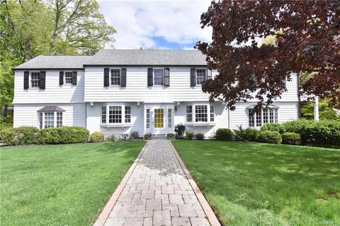 9 Riverview Ter, Greenburgh, NY 10533