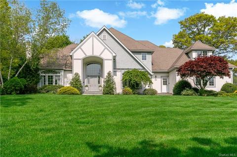 4 Hidden Oak Rd, Briarcliff Manor, NY 10510