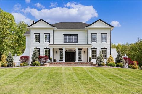 74 Salmons Hollow Rd, Southeast, NY 10509