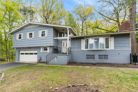 248 Harriman Rd, Greenburgh, NY 10533