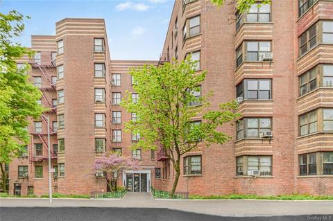 306 E Mosholu South Pkwy #4K, Bronx, NY 10458