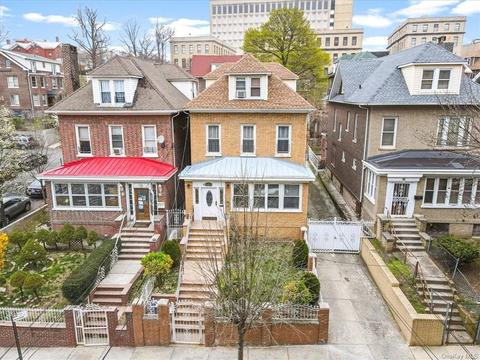 153 W 179th St, Bronx, NY 10453