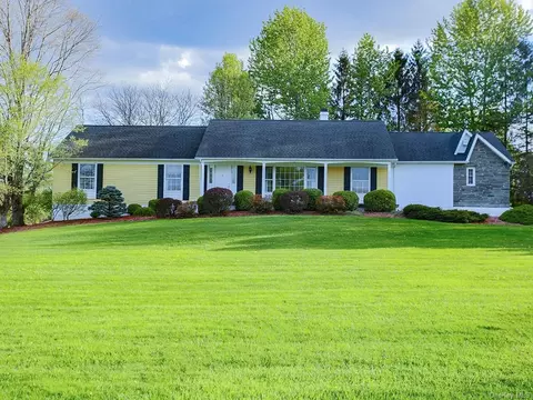 507 County Route 48, Crawford, NY 10985