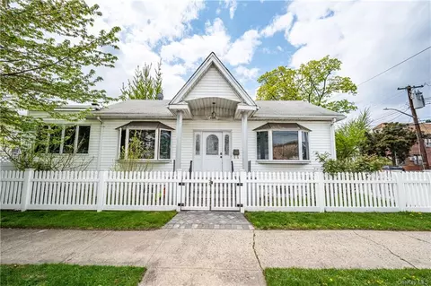 1391 Hollywood Ave, Bronx, NY 10461