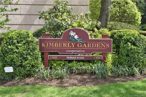1300 Midland Ave #A58, Yonkers, NY 10704