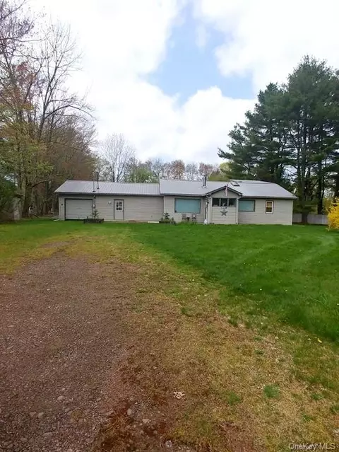 184 Bushville Swan Lake Rd, Ferndale, NY 12734