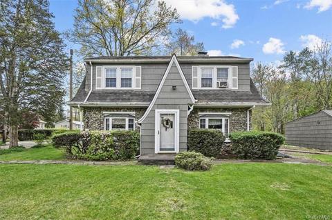 50 Ridge Rd, Clarkstown, NY 10920