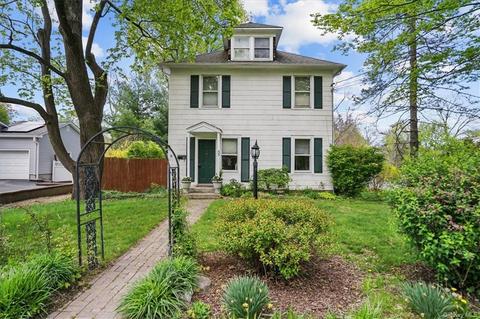 33 Galloway Rd, Warwick, NY 10990