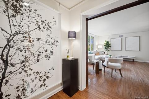 1346 Midland Ave #4I, Bronxville, NY 10708