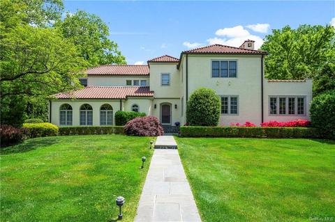 90 Brite Ave, Scarsdale, NY 10583