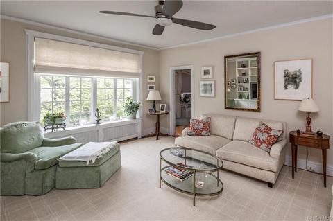 5 Tanglewylde Ave #4E, Bronxville, NY 10708