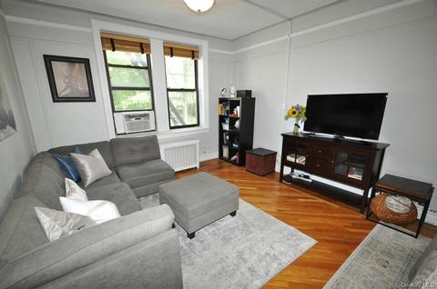 1 Columbia Ave #A10, Greenburgh, NY 10530