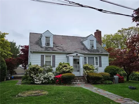 119 Fowler Ave, Yonkers, NY 10701