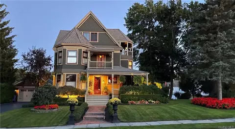 8 Parkway, Goshen, NY 10924