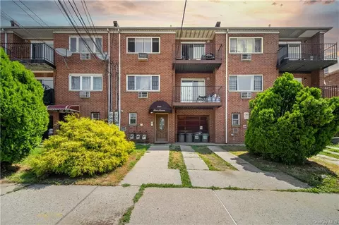 230 Blair Ave, New York, NY 10465