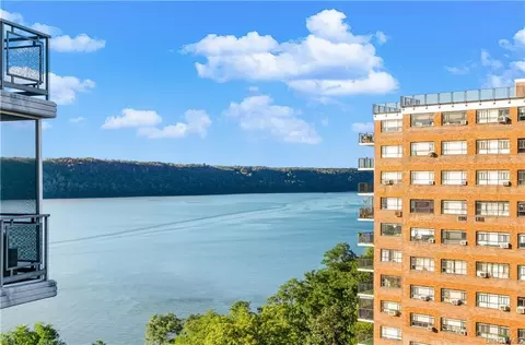 2621 Palisade Ave #9E, Bronx, NY 10463