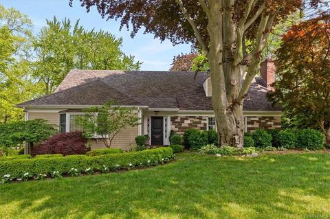 9 Anpell Dr, Scarsdale, NY 10583