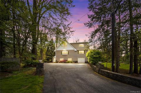 32-34 Lomala Rd, Hopewell Junction, NY 12533