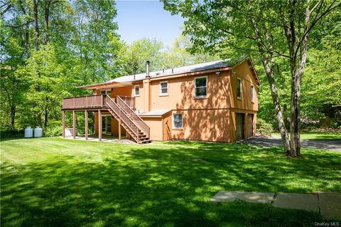 45 East St, Lewisboro, NY 10590