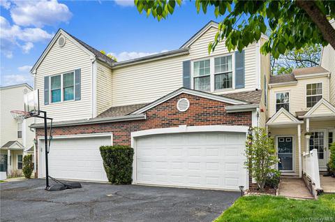 1402 Chadwick Ct, Greenburgh, NY 10591