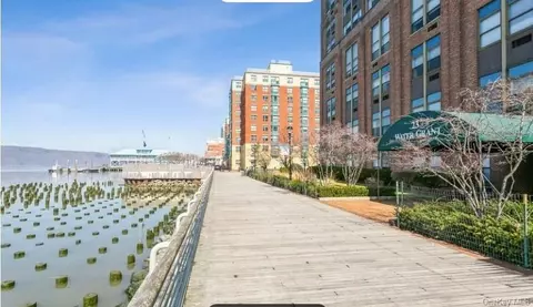 23 Water Grant St #2C, Yonkers, NY 10701