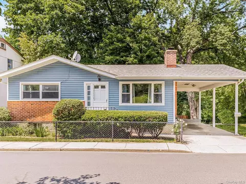 423 Columbus Ave, Eastchester, NY 10707