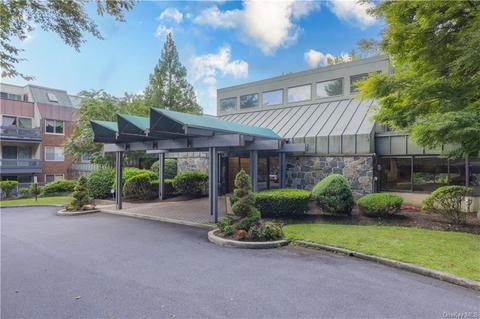 1 Fountain Ln #1F, Greenburgh, NY 10583