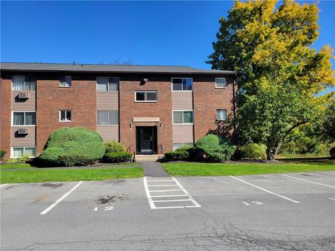 26 Peddler Hill Rd #2606, South Blooming Grove, NY 10950