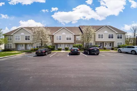1183 Maggie Rd #8-7, Newburgh, NY 12550